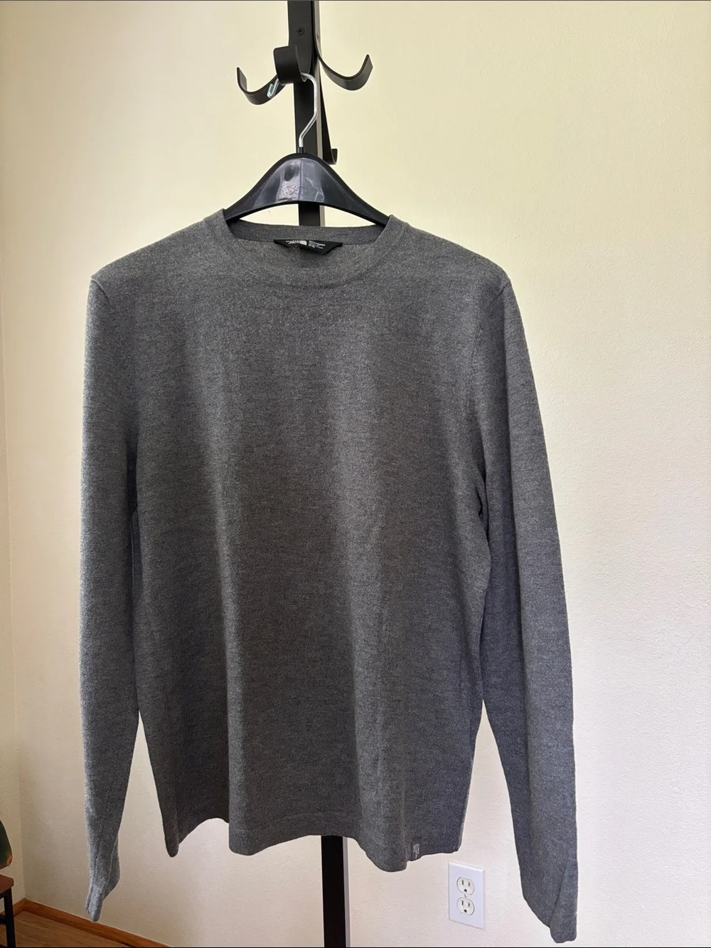The North Face Men's Crewneck Sweater - Gray